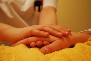 膣がゆるみなぜ起こるのか、その原因と対策は？